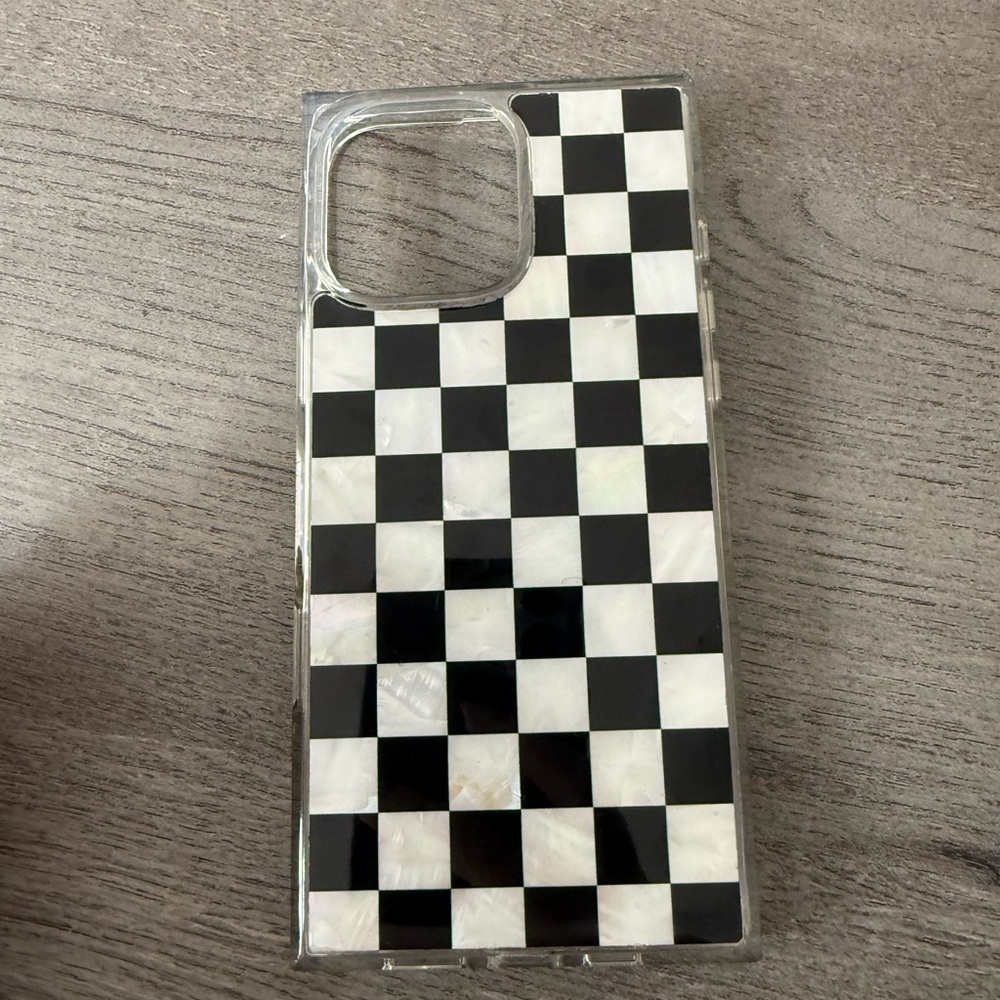 Flaunt iPhone 16 pro max case